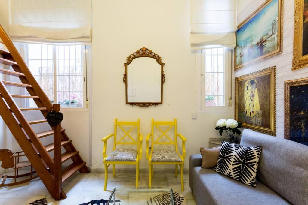 Pretty Duplex In Bohemian District-City Center セビリア エクステリア 写真