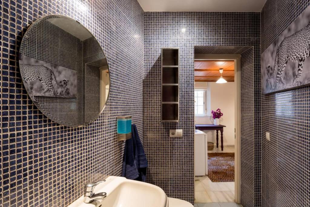 Pretty Duplex In Bohemian District-City Center セビリア エクステリア 写真